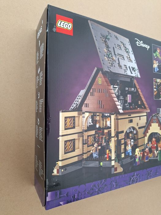 LEGO 21341 Hocus Pocus: Cabana surorilor Sanderson