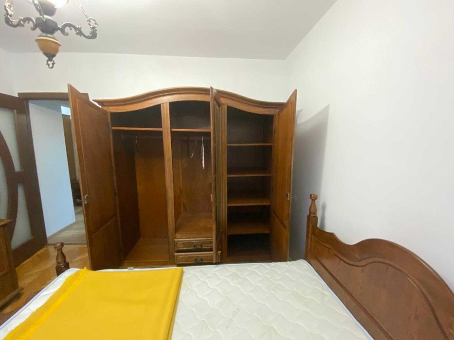 Dulap cu 3 usi lemn masiv