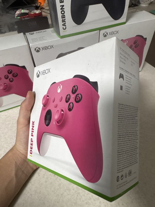 Продам б/у XBOX S/X геймпады