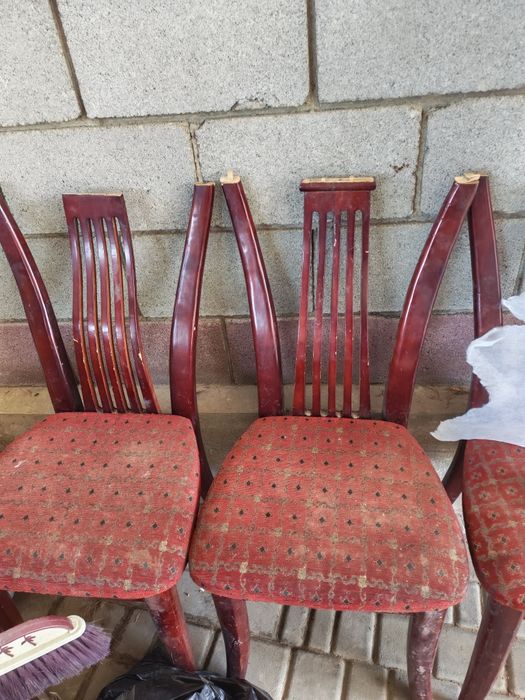 Стулья деревянные