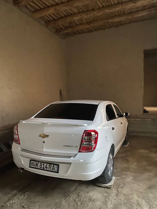 Chevrolet cobalt 2021