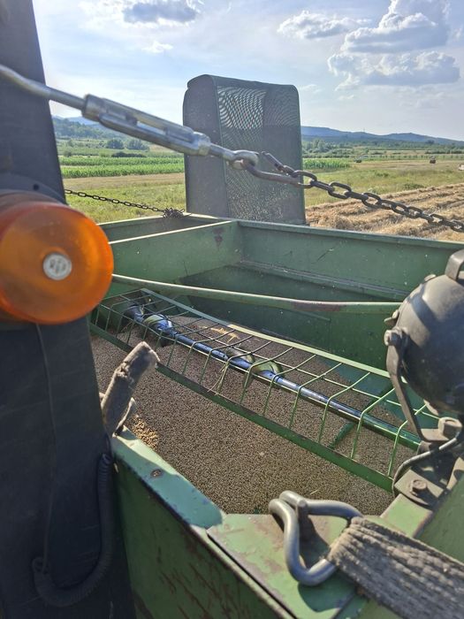 Combina  john deere 935