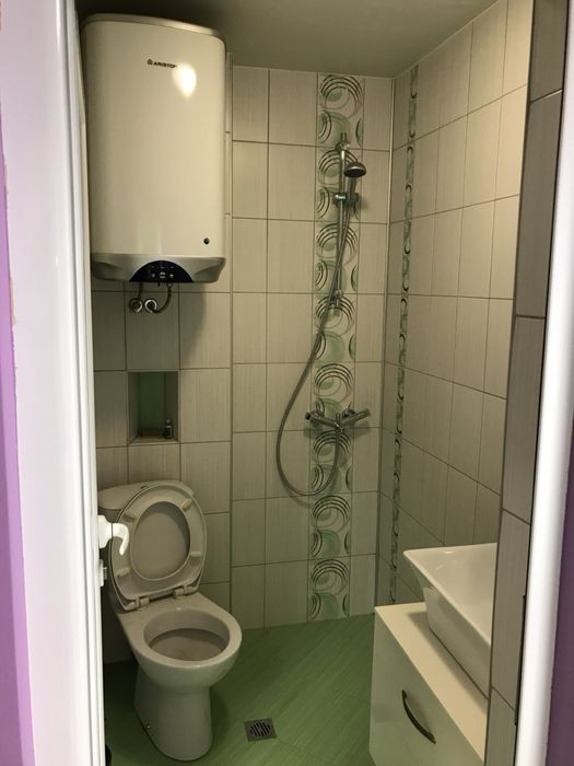 Дава се под наем Двустаен апартамент в Търговище, Боровец - 63 кв.м за 229.5 € - Снимка #1