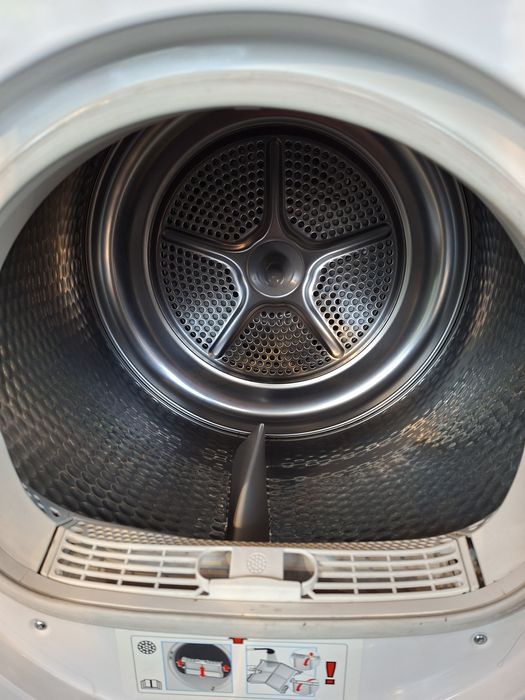 Сушилня Siemens WT46W560