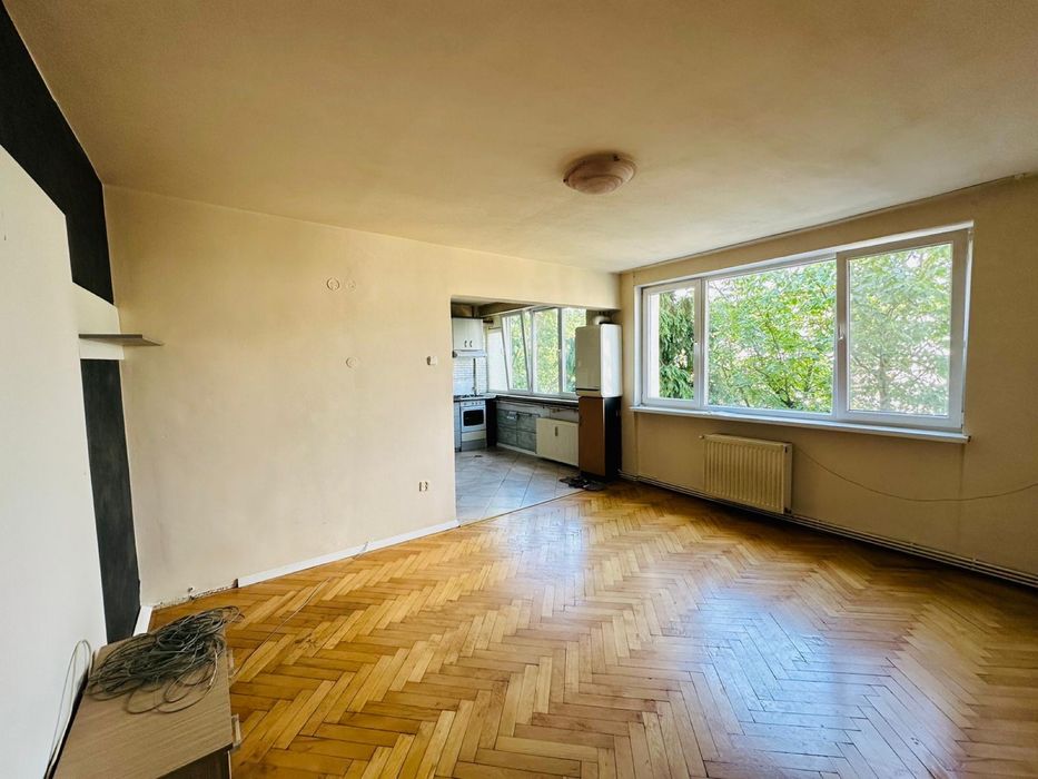 Persoana fizica vand 3 camere grigorescu str Hateg