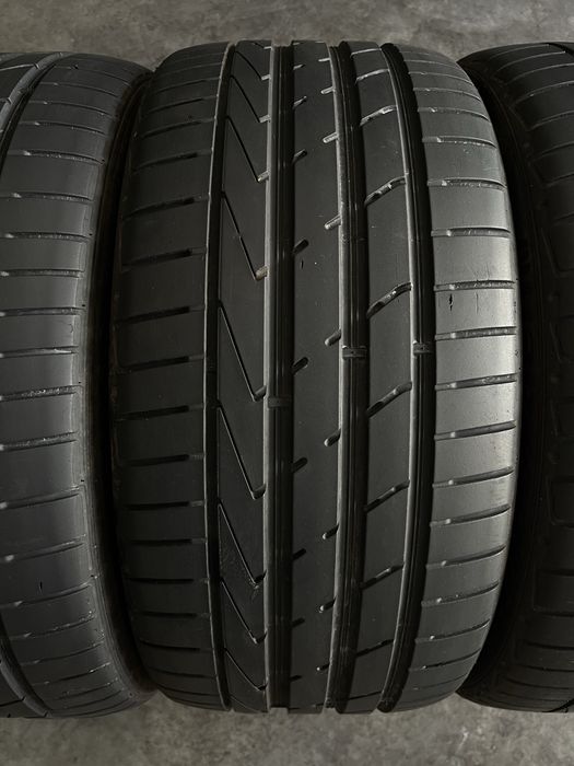 255 35 R19 95Y Vara Hankook Set anvelope cauciucuri profil 6mm