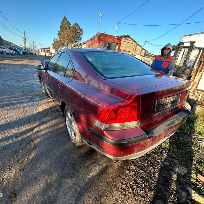 Dezmembrari Volvo S60 1 (2000-2009) 2.4 Benzina