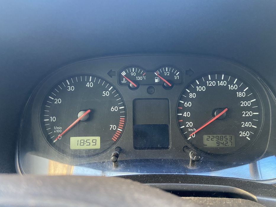 Vând VW Golf 4 din 2003 1,6 benzină