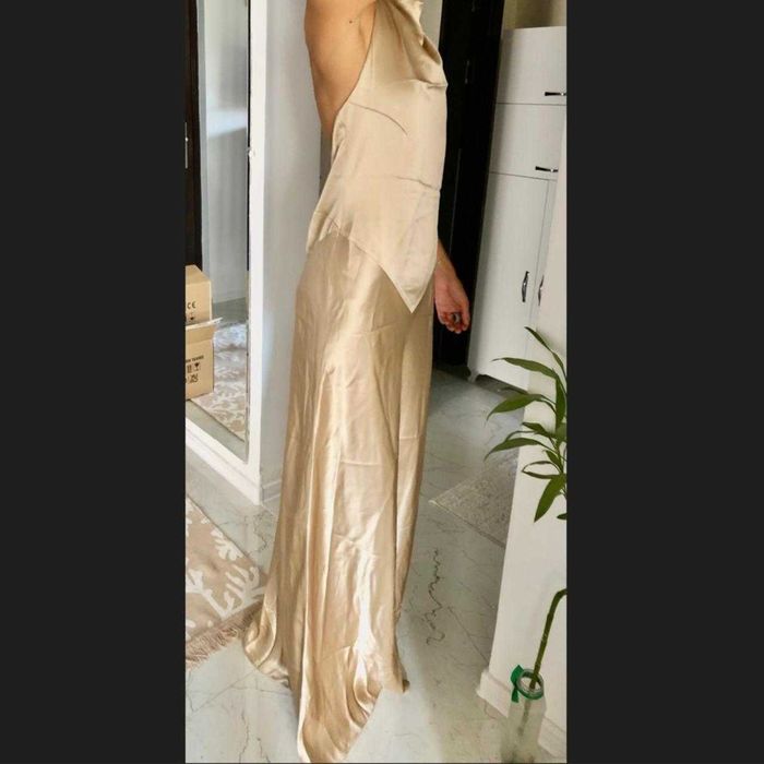 Zara rochie bej auriu lunga ocazie spate gol satin maxi eleganta nunta