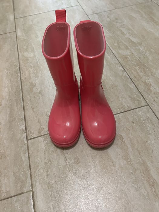 Гумени ботуши.