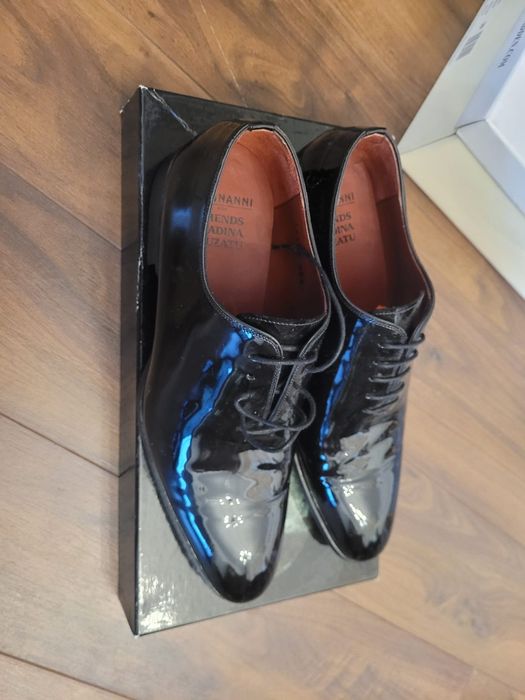 Pantofi eleganti bărbătești, Adina Buzatu