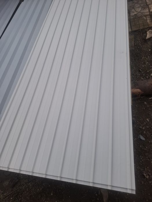 Vând tablă cutată calitate a2 la 6,20
3metri 
4,20metri lungime