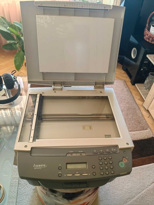 Лазерен принтер, копир , скенер 3в 1 Canon mf 4010