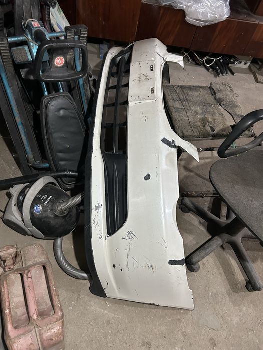 Бампер передний Honda Odyssey Absolute 2002