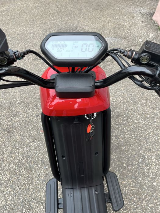 Scuter electric Niu Gt & Super Soco Full Led Alarma Impecabil ca nou