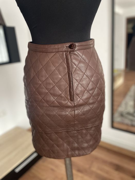 Costum din piele naturala Valentino Garavani