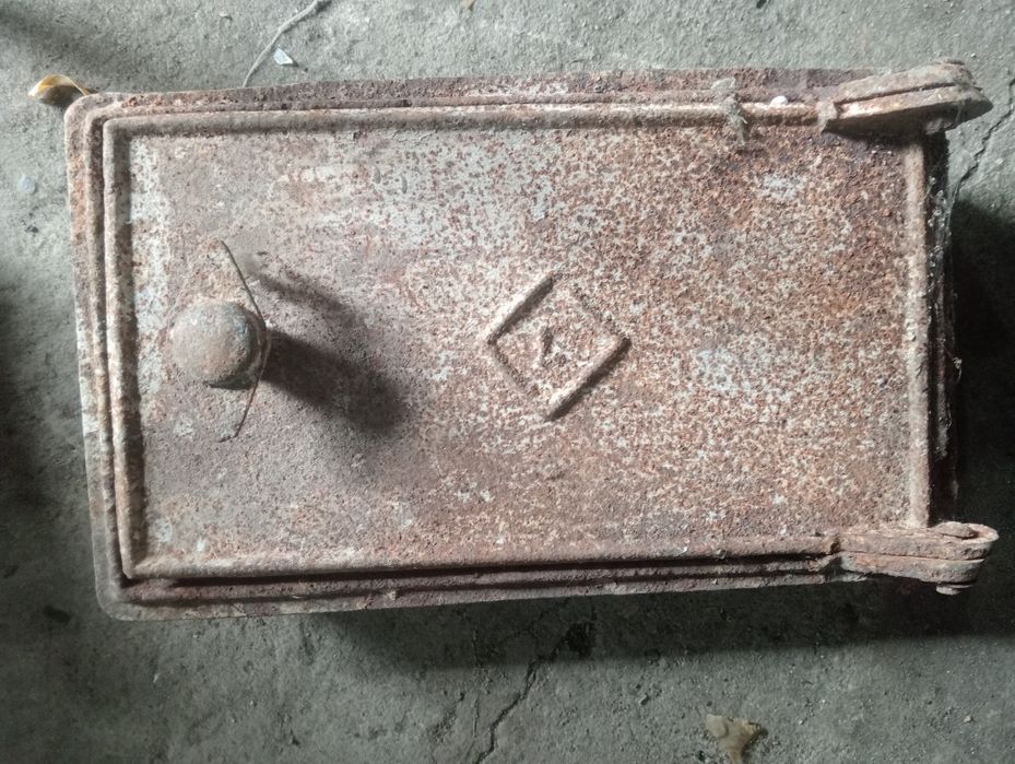 Продам плита  ,дверца , колосник.