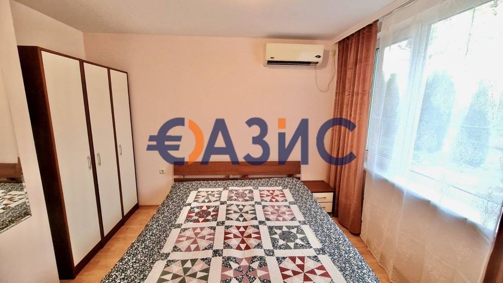 Продава се Тристаен апартамент в к.к. Слънчев бряг - 84 кв.м за 923 €/кв.м - Снимка #12