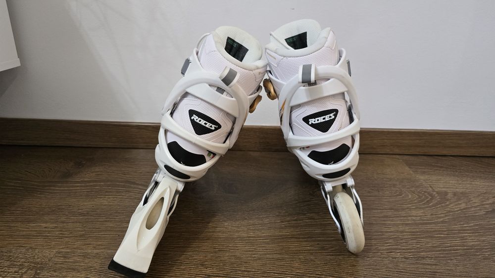 Role ROCES Xenon 2.5W marime 36