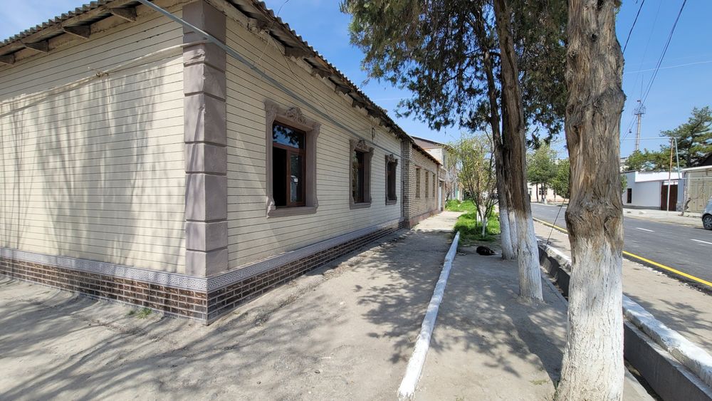 Уй сотилади иштихон шахар марказида