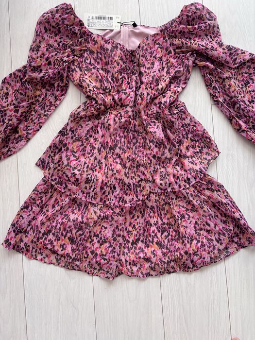 Рокля нова с етикет, рамер М