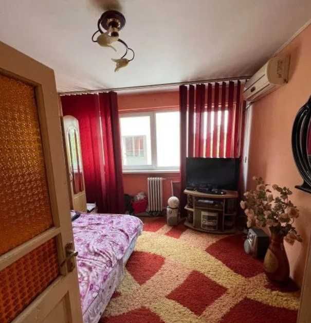 Дава се под наем Едностаен апартамент в Пловдив, Гагарин - 40 кв.м за 163.2 € - Снимка #1