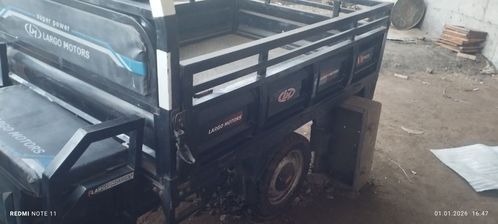 Скутер электро сотилади ҳолати янгидей ҳеч қанча юрмаган