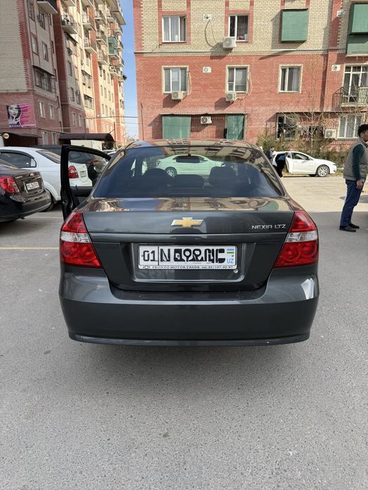 Sotiladi Nexia 3 2019