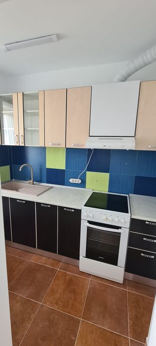 Închiriez apartament cu o camera ultracentral str. Regele Mihai(Bld București)