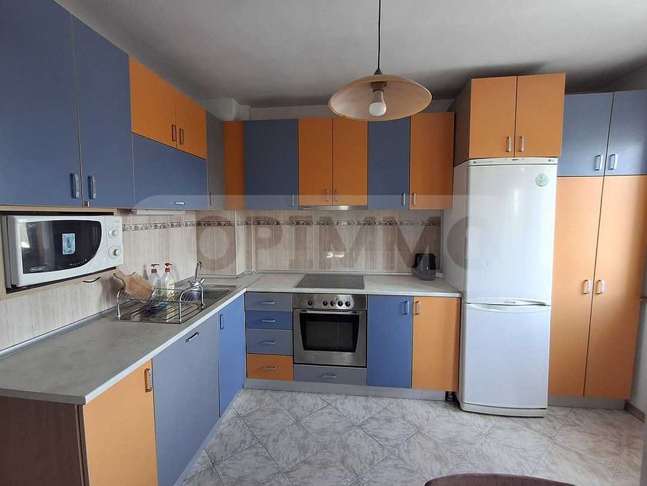 Продава се Тристаен апартамент в Варна, Колхозен пазар - 90 кв.м за 2223 €/кв.м - Снимка #3