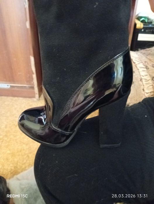 Продам обувь весенние