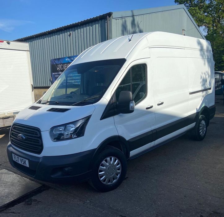 Ford Transit din 2018 motor 2.0 Euro 6 cu AdBlue Volan pe dreapta