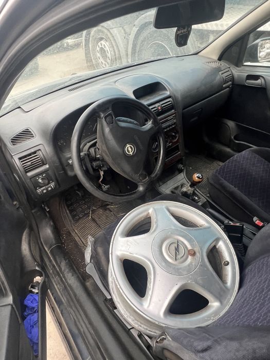 Opel Astra G 2.0 НА ЧАСТИ