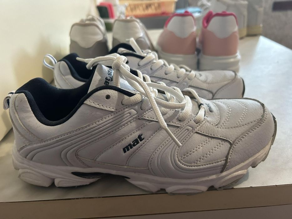 Маратонки мъжки.