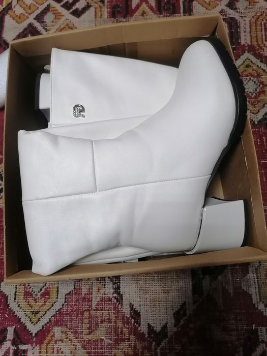 Продам сапоги женские