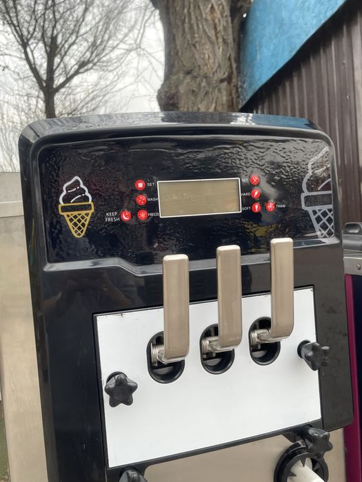 Мороженое аппарат