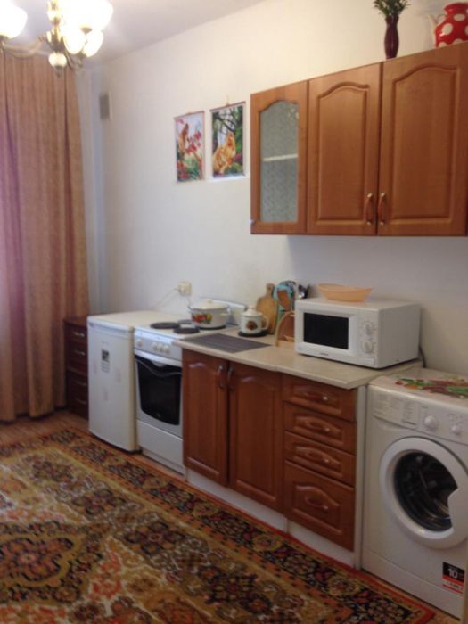 1- ком посуточно проспект Женис 67