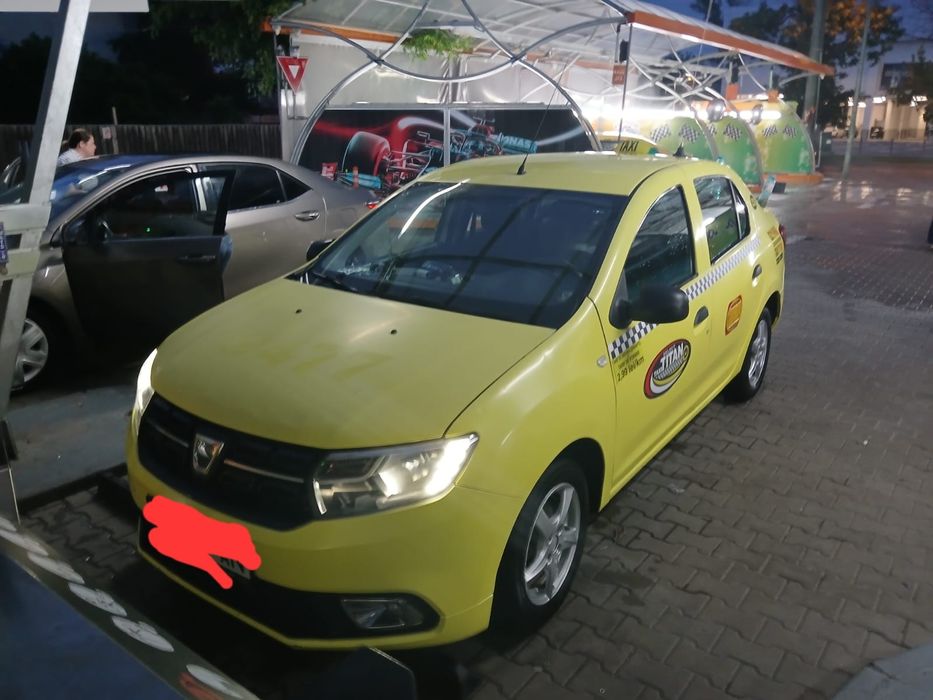 Vând Logan taxi  2018