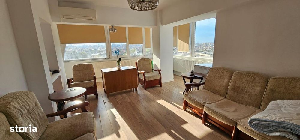 3 camere vedere panoramică - Casa de Cultură