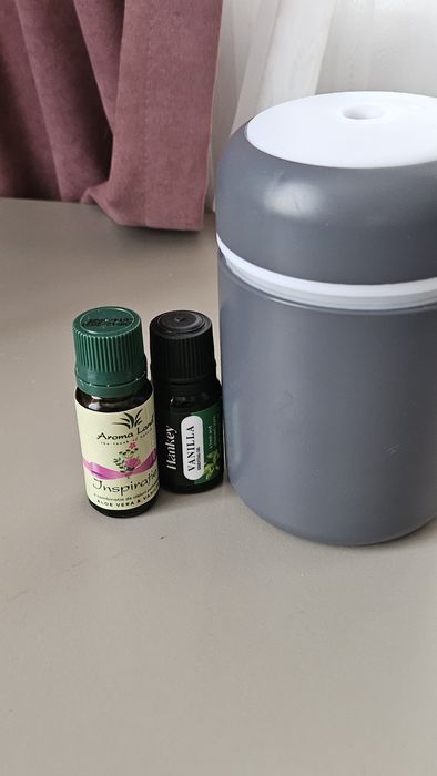 umidificator de aer. două uleiuri aromatice cadou