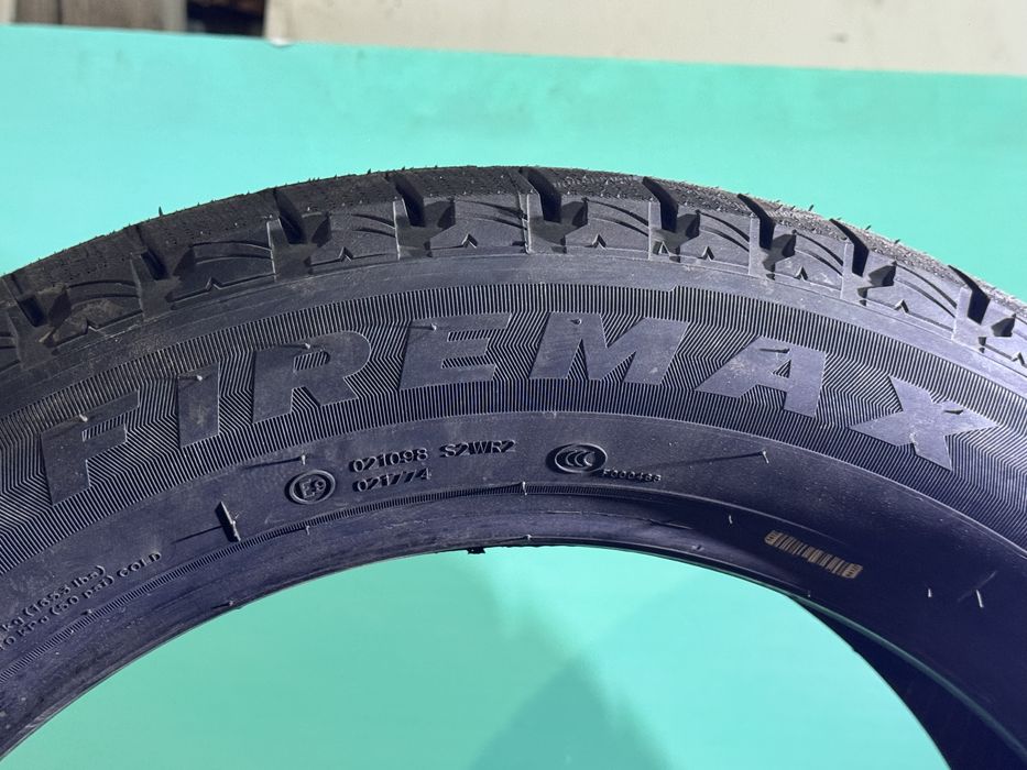 Шины 215/55 R17 Firemax новые