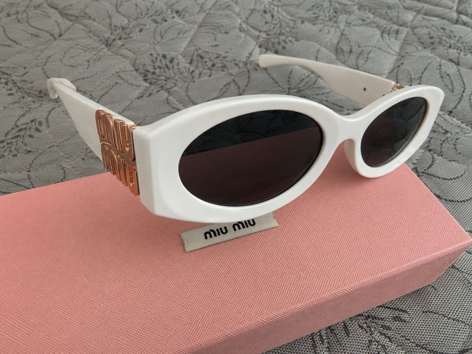 miu miu очила нови