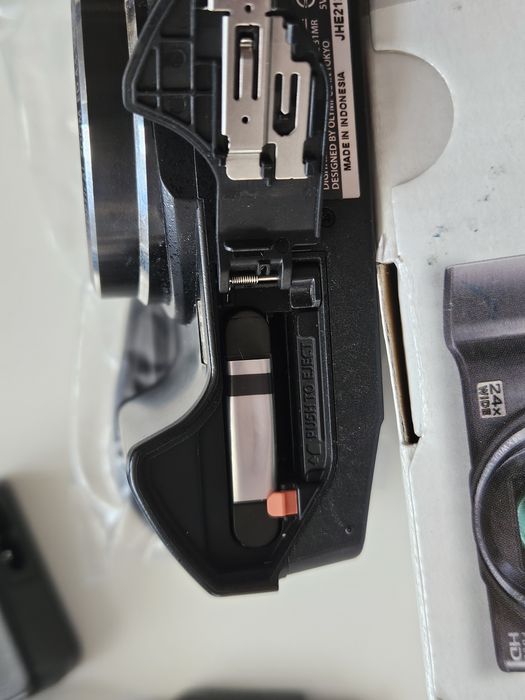Фотоапарат Olympus SZ-31MR