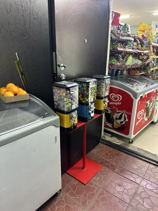 Торговый аппарат вендинговый