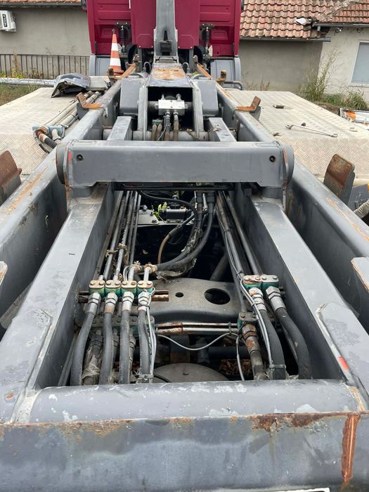 Мултилифт от четири ос (25тона)