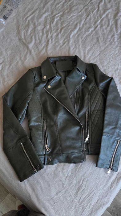 Куртка косуха женская