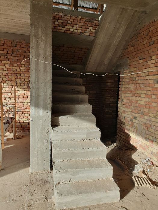 Yarim Tayyor Uy Sotiladi Termiz Tuman Ximiyada