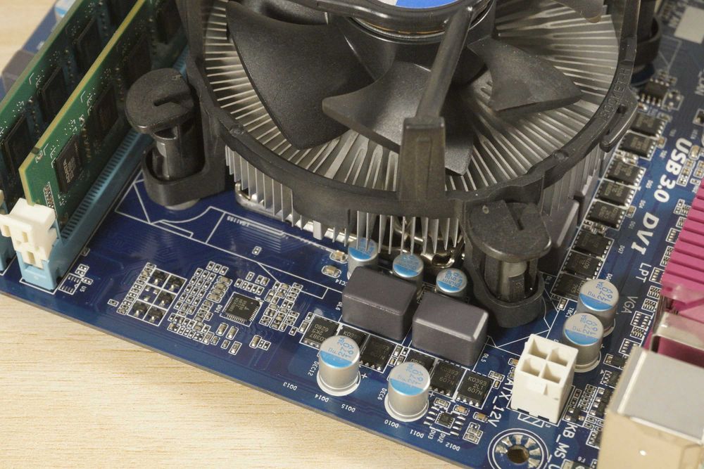 1155 bundle: B75 дъно + i5 3470 (4core) + 2x4GB DDR3 /вкл. ДДС