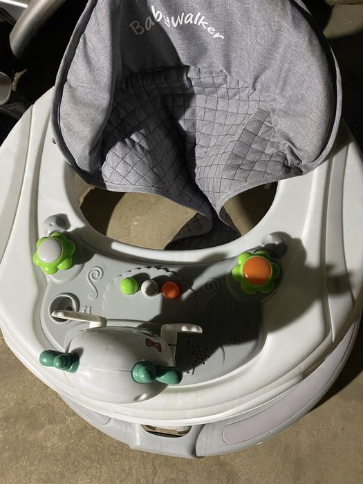 Продам ходунки детские