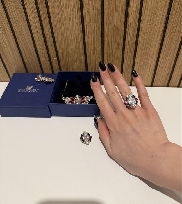 Комплект Swarovski